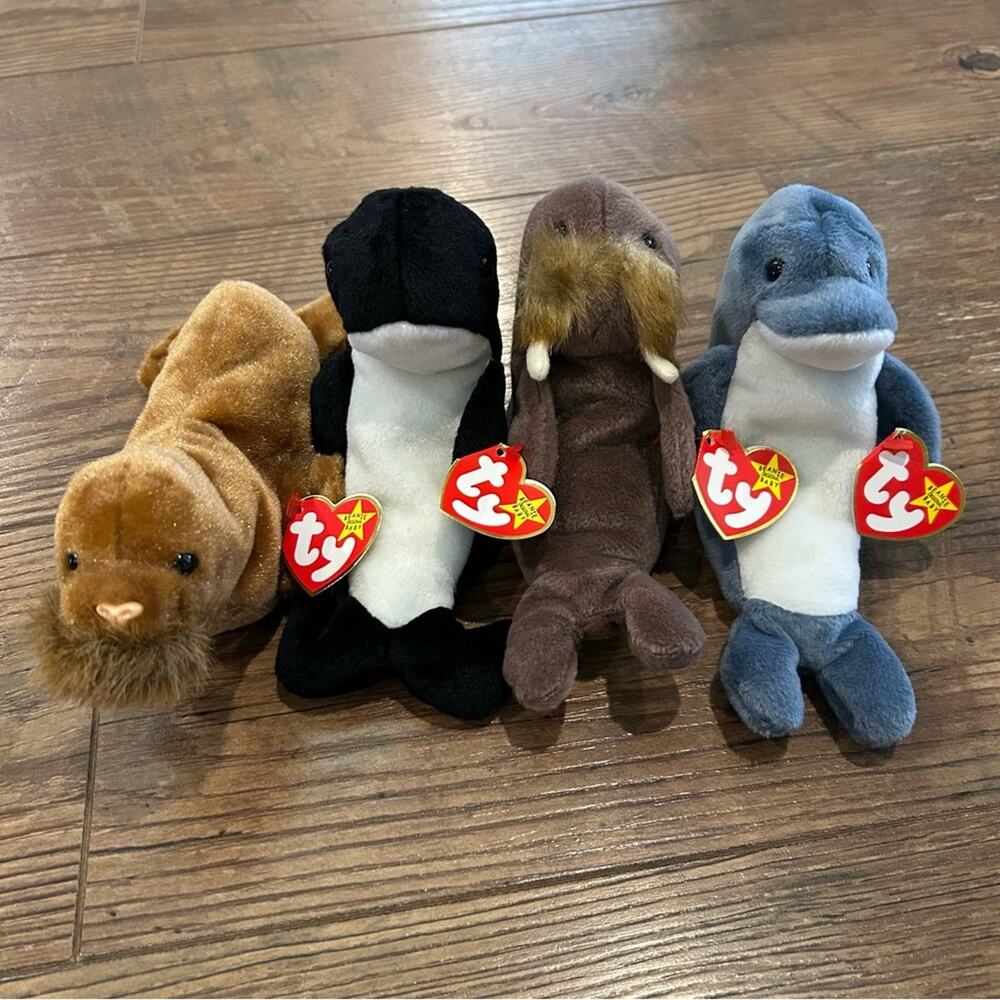Lot of 4 Ty Beanie Babies Waves, Echo, Paul & Jolly